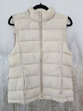 Love Tree Puffer Vest Large